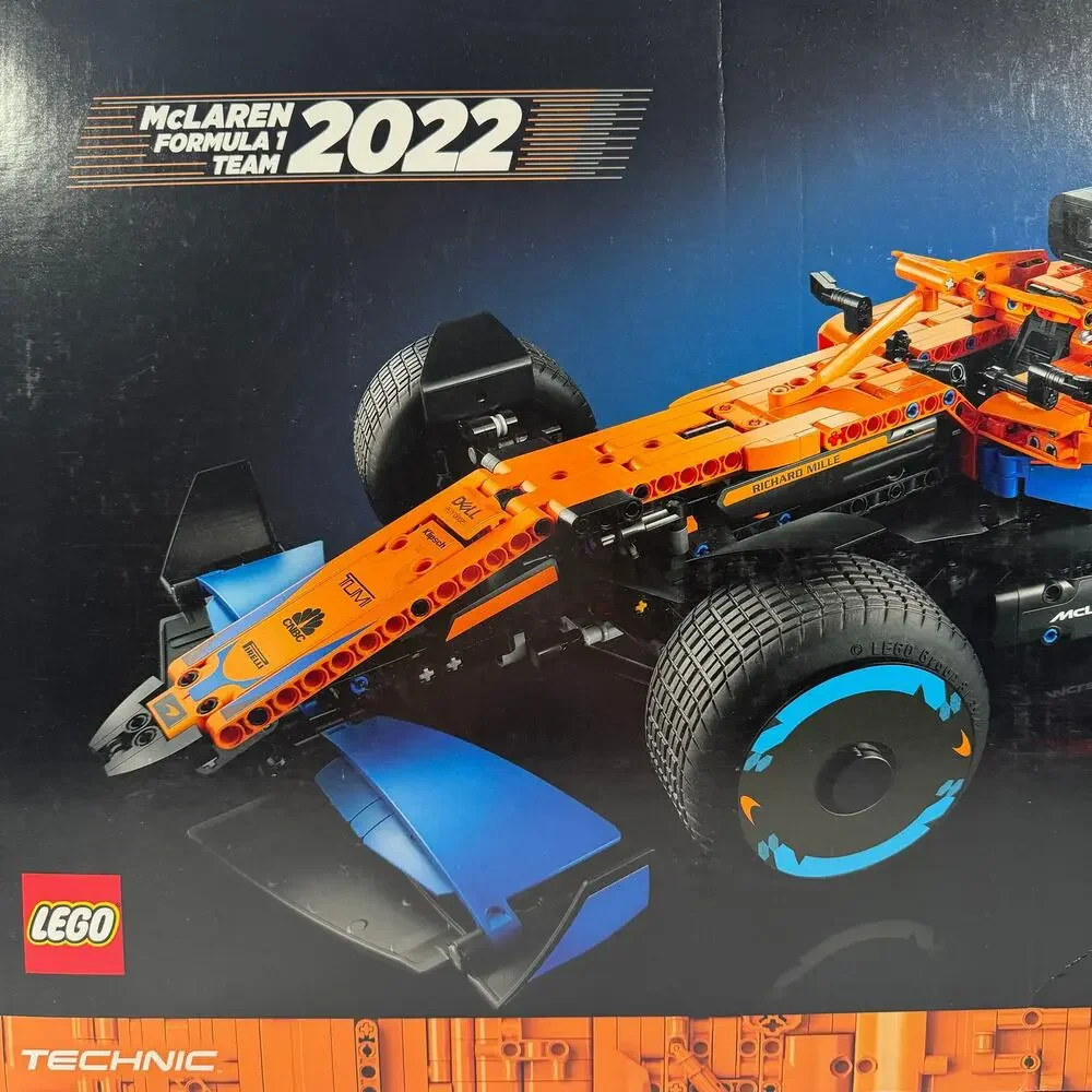 Lego McLaren Formula 1 Race Car 42141 Technic NISB